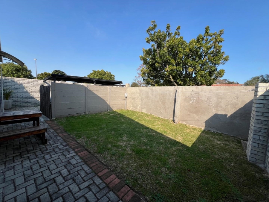 3 Bedroom Property for Sale in Greenshields Park Eastern Cape
